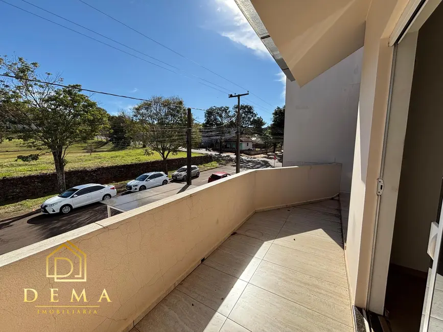 Foto 10 de Sobrado à venda, 126m2 em Centro, Toledo - PR