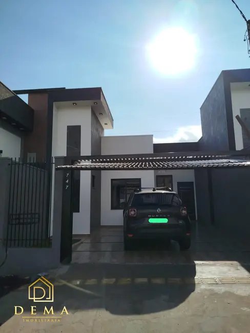 Casa à venda, 82m2 em Toledo - PR - imagem 2 Foto 2 de Casa à venda, 82m2 em Toledo - PR