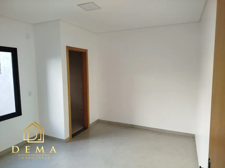 Casa à venda, 82m2 em Toledo - PR - imagem 9 Foto 9 de Casa à venda, 82m2 em Toledo - PR
