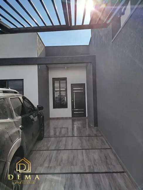 Casa à venda, 82m2 em Toledo - PR - imagem 3 Foto 3 de Casa à venda, 82m2 em Toledo - PR
