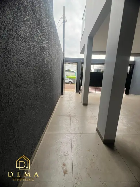 Foto 2 de Sobrado à venda e para alugar, 136m2 em Centro, Toledo - PR