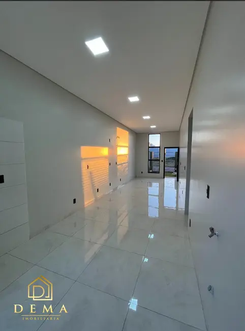 Foto 3 de Casa à venda, 66m2 em Toledo - PR