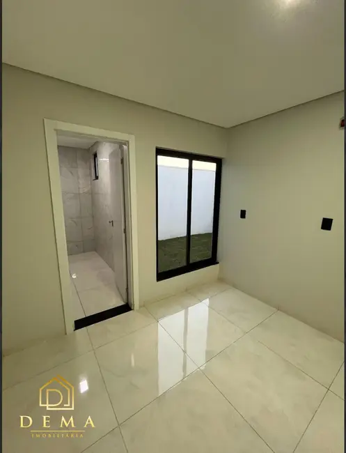 Foto 4 de Casa à venda, 66m2 em Toledo - PR