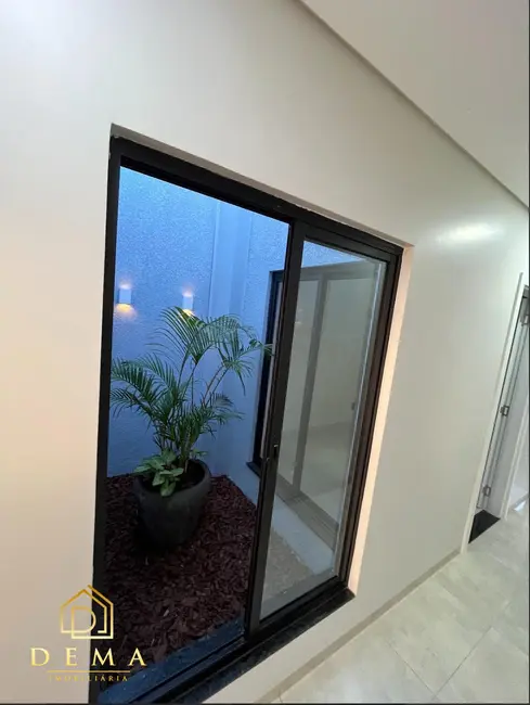 Foto 11 de Casa à venda em Toledo - PR