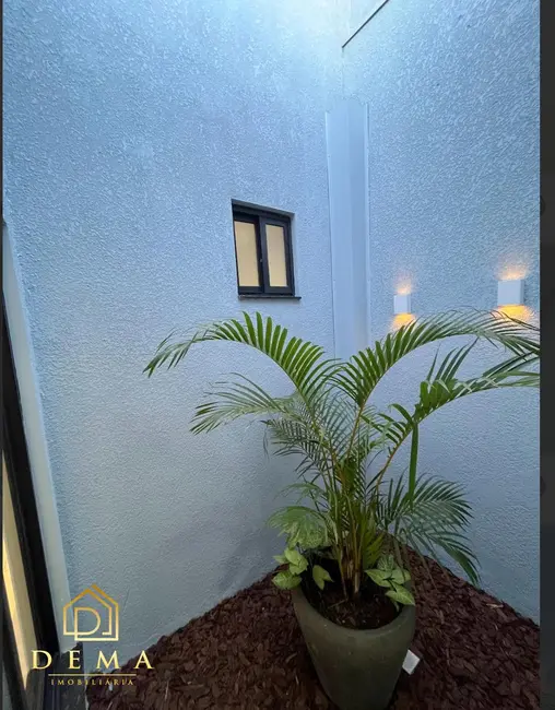 Foto 10 de Casa à venda em Toledo - PR