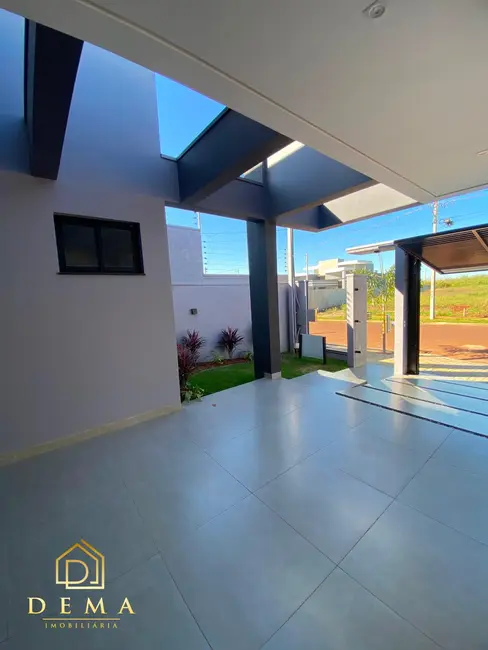 Casa à venda, 139m2 em Toledo - PR - imagem 2 Foto 2 de Casa à venda, 139m2 em Toledo - PR