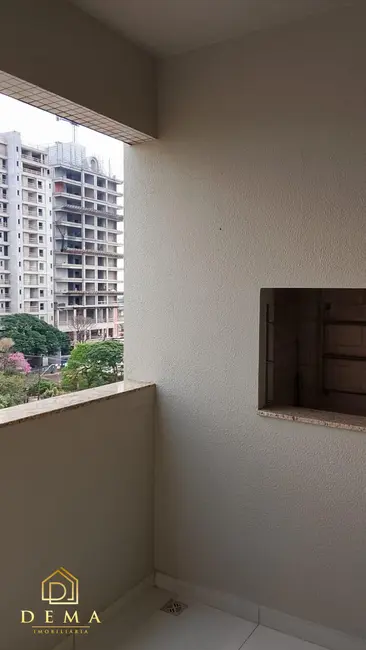 Foto 8 de Apartamento à venda, 98m2 em Vila Industrial, Toledo - PR