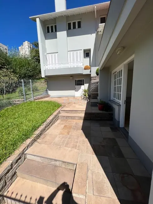 Foto 2 de Casa com 3 quartos à venda, 231m2 em Humaitá, Bento Goncalves - RS