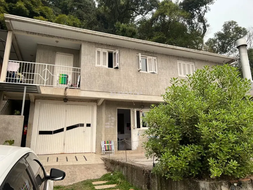 Foto 1 de Casa com 6 quartos à venda, 200m2 em Fátima, Bento Goncalves - RS