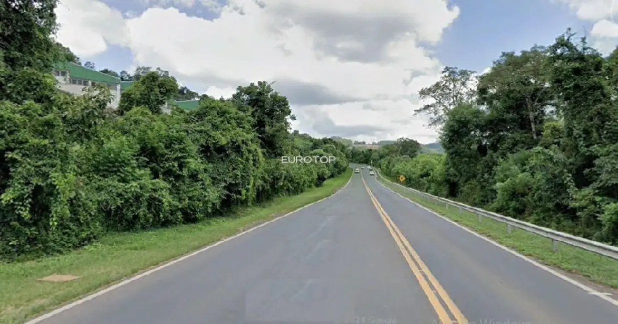 Foto 1 de Terreno / Lote à venda, 4721m2 em São Roque, Bento Goncalves - RS