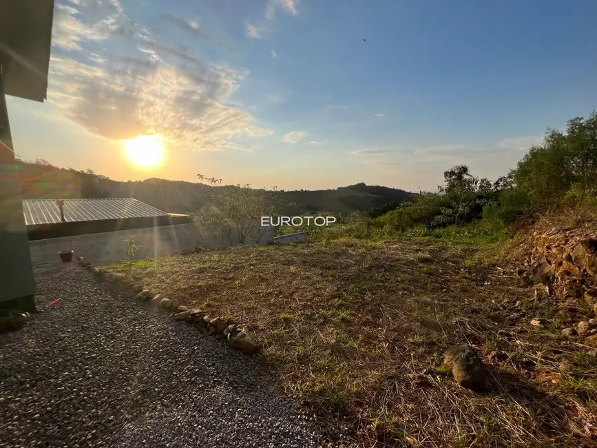 Casa com 2 quartos à venda, 42m2 em Centro, Monte Belo Do Sul - RS - imagem 4 Foto 4 de Casa com 2 quartos à venda, 42m2 em Centro, Monte Belo Do Sul - RS