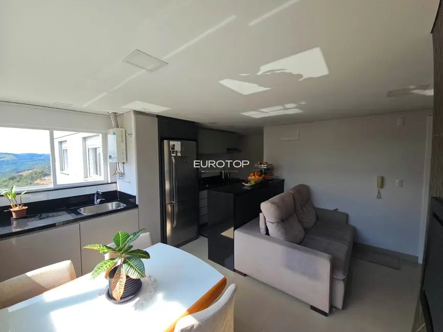 Apartamento com 2 quartos à venda, 49m2 em Fenavinho, Bento Goncalves - RS - imagem 2 Foto 2 de Apartamento com 2 quartos à venda, 49m2 em Fenavinho, Bento Goncalves - RS