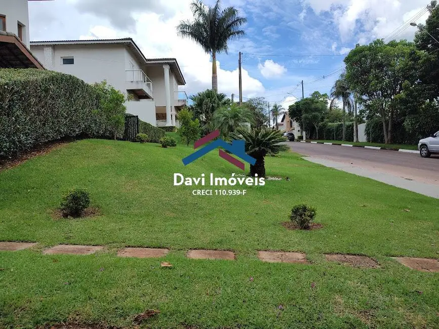 Foto 4 de Casa com 3 quartos à venda, 1000m2 em Atibaia - SP