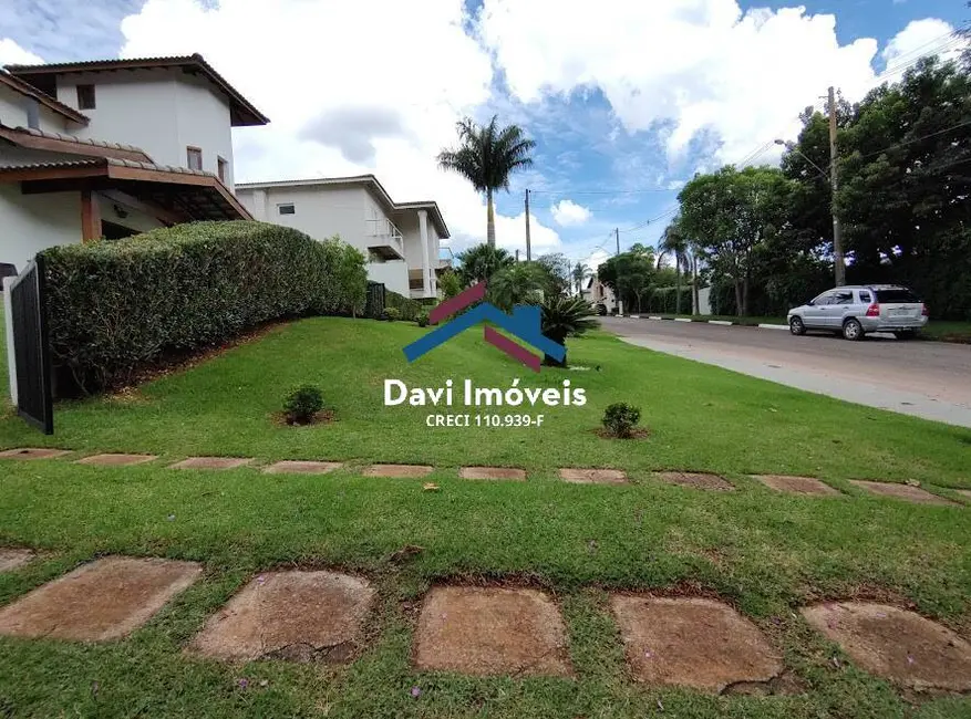 Foto 5 de Casa com 3 quartos à venda, 1000m2 em Atibaia - SP