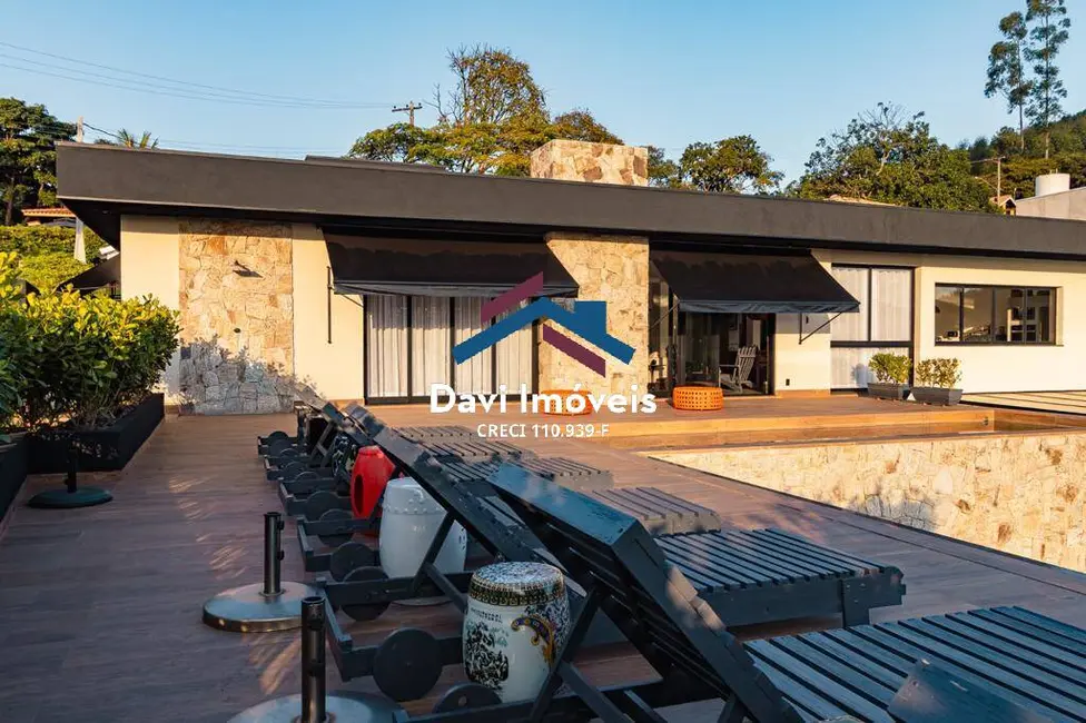 Foto 1 de Casa de Condomínio com 5 quartos à venda, 1098m2 em Piracaia - SP