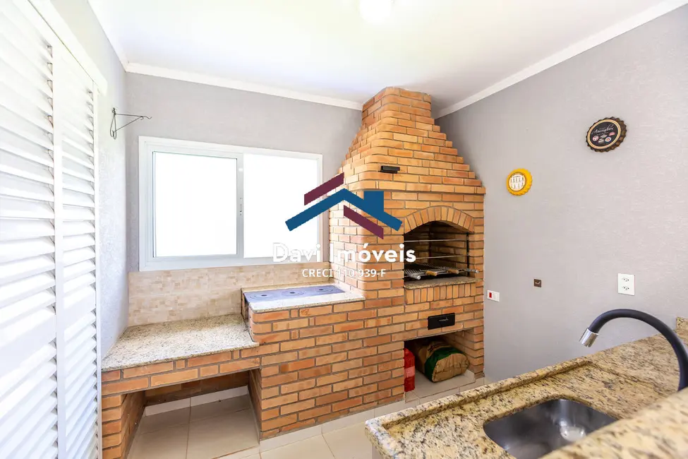 Foto 2 de Casa com 3 quartos à venda, 1000m2 em Loteamento Fazenda Santana, Atibaia - SP