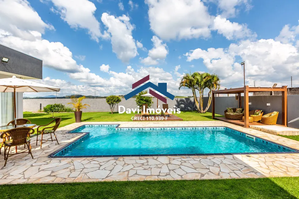 Foto 1 de Casa com 3 quartos à venda, 1000m2 em Loteamento Fazenda Santana, Atibaia - SP