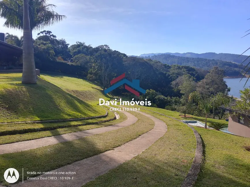 Chácara com 6 quartos à venda, 670m2 em Centro, Piracaia - SP - imagem 6 Foto 6 de Chácara com 6 quartos à venda, 670m2 em Centro, Piracaia - SP