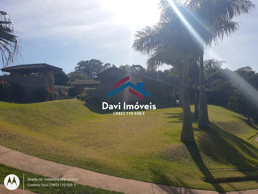 Chácara com 6 quartos à venda, 670m2 em Centro, Piracaia - SP - imagem 5 Foto 5 de Chácara com 6 quartos à venda, 670m2 em Centro, Piracaia - SP