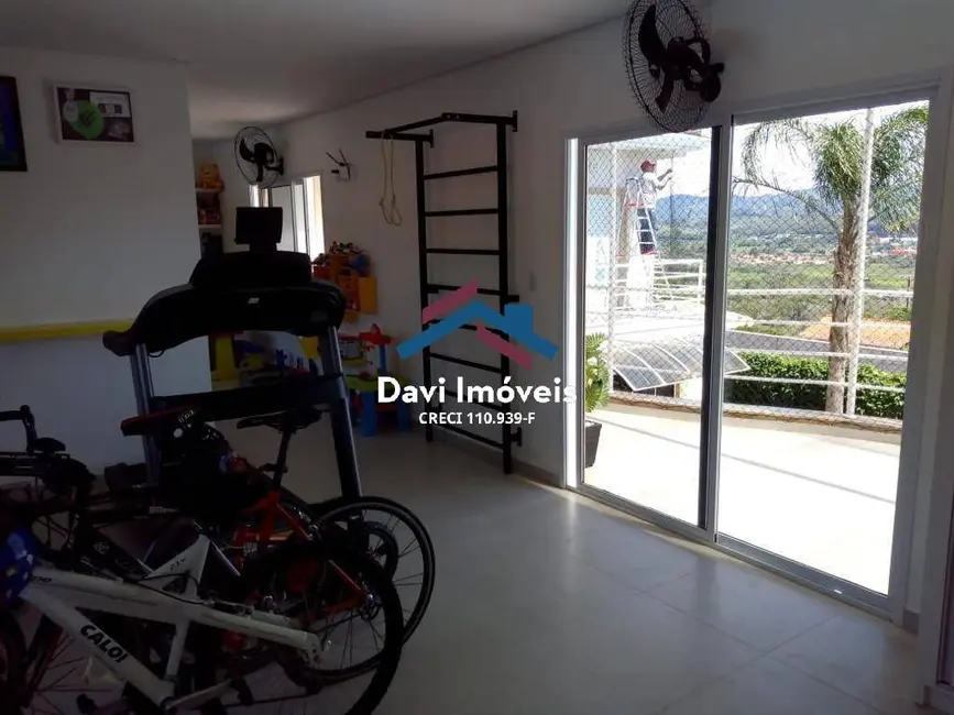 Foto 3 de Casa de Condomínio com 3 quartos à venda, 320m2 em Bom Jesus Dos Perdoes - SP