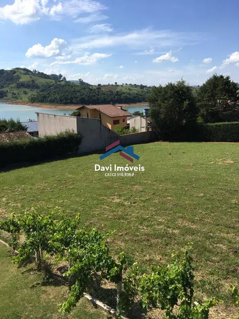 Casa à venda, 450m2 em Piracaia - SP - imagem 7 Foto 7 de Casa à venda, 450m2 em Piracaia - SP