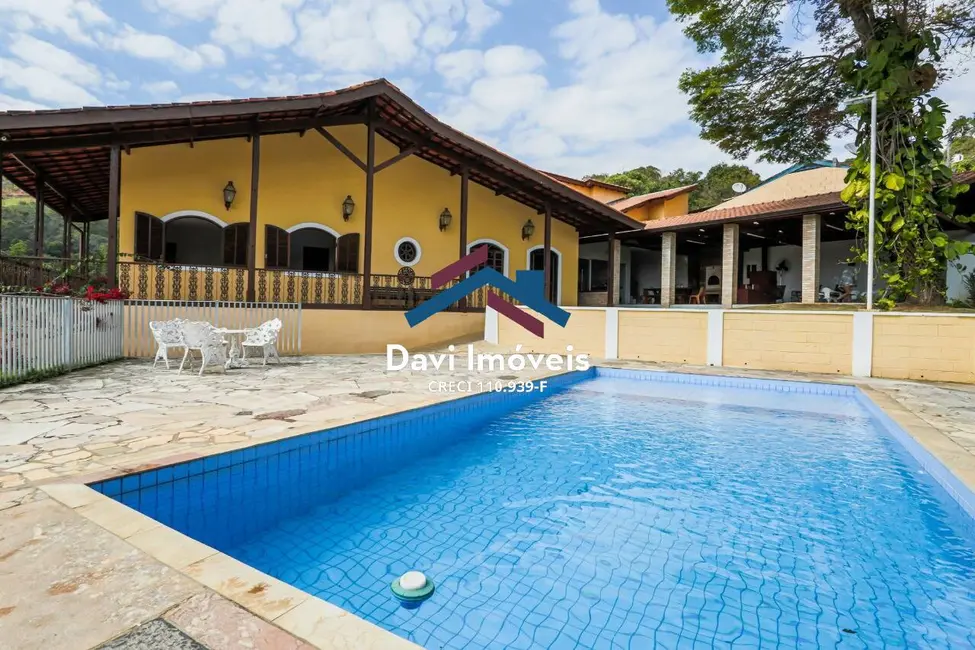 Foto 2 de Casa com 5 quartos à venda, 320m2 em Estância Santa Maria do Portão, Atibaia - SP