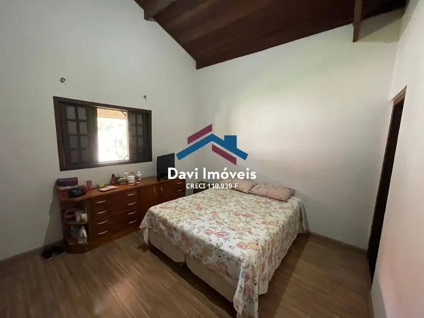 Foto 6 de Casa com 3 quartos à venda, 159m2 em Batatuba, Piracaia - SP