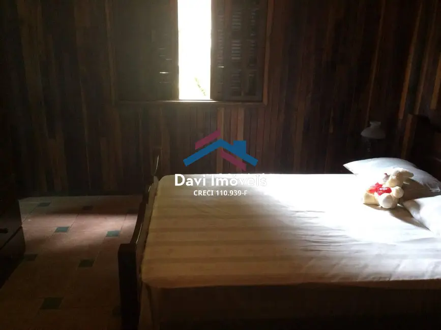 Foto 3 de Chácara com 3 quartos à venda, 300m2 em Centro, Igarata - SP