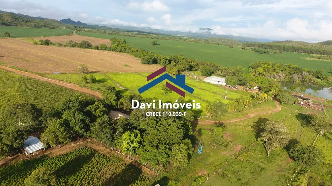 Foto 3 de Fazenda / Haras à venda, 957m2 em Dois Irmãos, Vila Propicio - GO