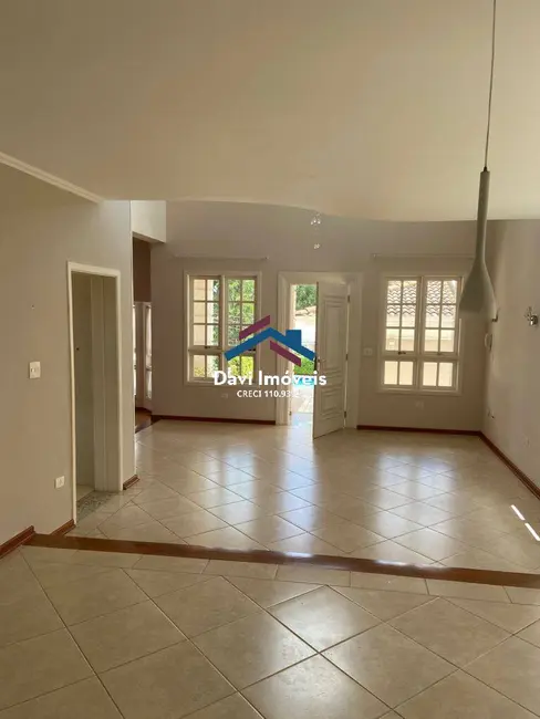 Casa com 3 quartos à venda, 450m2 em Residencial Colinas de São Francisco, Braganca Paulista - SP - imagem 6 Foto 6 de Casa com 3 quartos à venda, 450m2 em Residencial Colinas de São Francisco, Braganca Paulista - SP