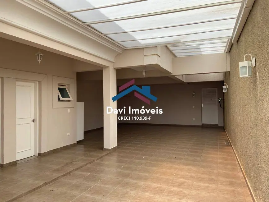 Casa com 3 quartos à venda, 450m2 em Residencial Colinas de São Francisco, Braganca Paulista - SP - imagem 4 Foto 4 de Casa com 3 quartos à venda, 450m2 em Residencial Colinas de São Francisco, Braganca Paulista - SP