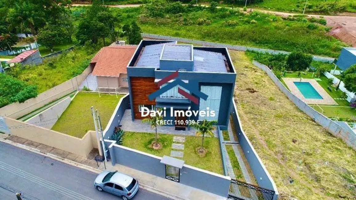 Foto 2 de Casa com 3 quartos à venda, 382m2 em Centro, Atibaia - SP