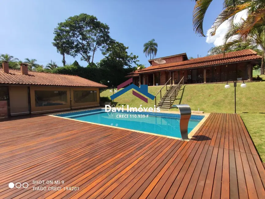 Foto 2 de Casa com 3 quartos à venda, 297m2 em Bom Jesus Dos Perdoes - SP