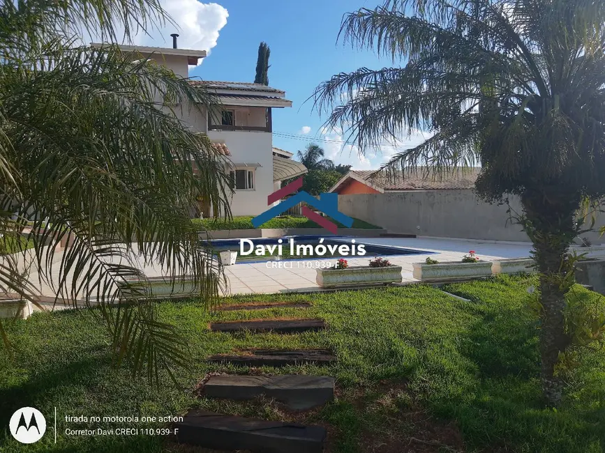 Foto 3 de Chácara com 5 quartos à venda, 345m2 em Piracaia - SP