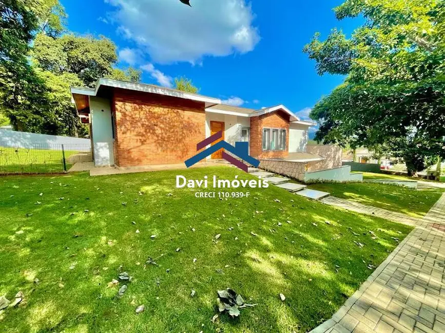 Casa de Condomínio com 4 quartos à venda, 1000m2 em Guaxinduva, Atibaia - SP - imagem 3 Foto 3 de Casa de Condomínio com 4 quartos à venda, 1000m2 em Guaxinduva, Atibaia - SP