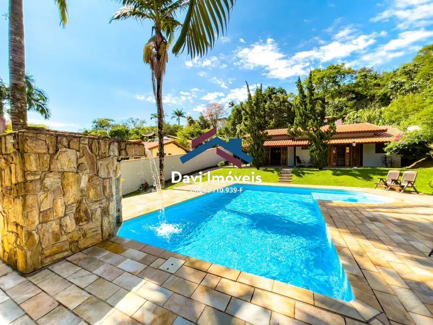 Foto 2 de Casa com 3 quartos à venda, 1450m2 em Bom Jesus Dos Perdoes - SP