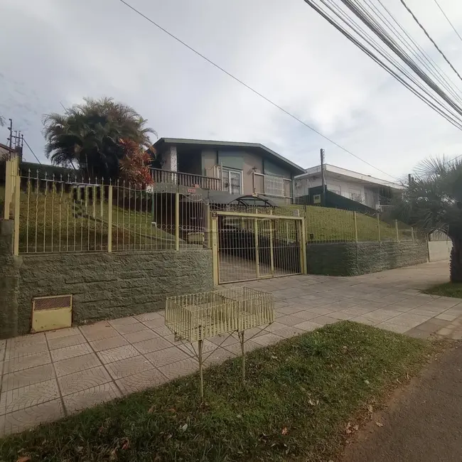 Foto 1 de Casa com 5 quartos à venda, 250m2 em Sao Leopoldo - RS