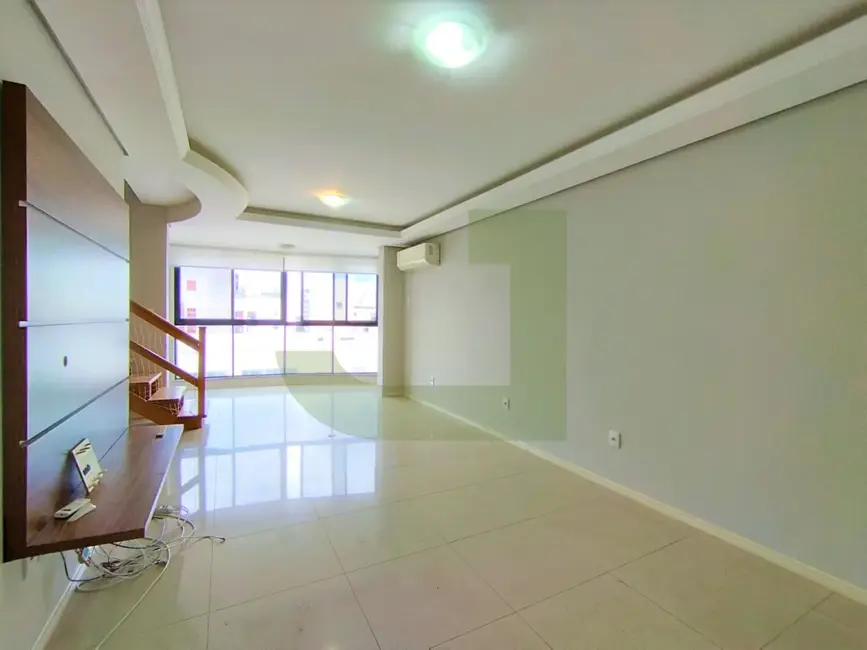 Foto 1 de Cobertura com 3 quartos para alugar, 224m2 em Sao Leopoldo - RS