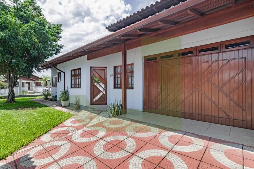 Foto 2 de Casa com 3 quartos à venda, 150m2 em Sao Leopoldo - RS