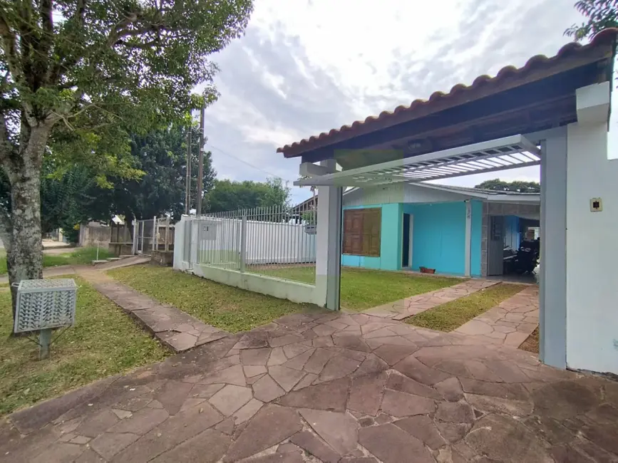 Foto 2 de Casa com 2 quartos para alugar, 130m2 em Sao Leopoldo - RS
