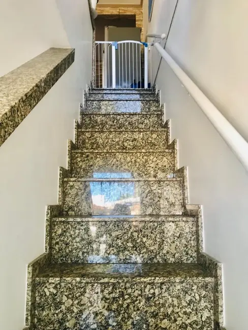 Casa com 3 quartos à venda, 281m2 em Alvorada, Paranagua - PR - imagem 6 Foto 6 de Casa com 3 quartos à venda, 281m2 em Alvorada, Paranagua - PR