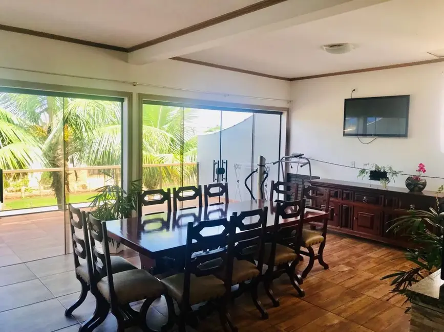 Casa com 3 quartos à venda, 281m2 em Alvorada, Paranagua - PR - imagem 8 Foto 8 de Casa com 3 quartos à venda, 281m2 em Alvorada, Paranagua - PR