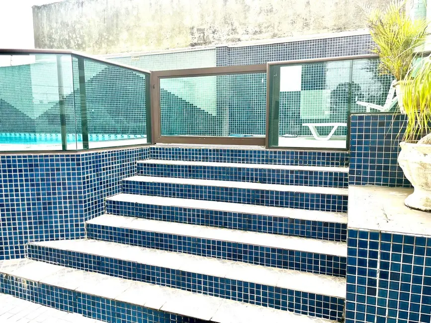 Foto 2 de Apartamento com 3 quartos para alugar, 100m2 em Centro Histórico, Paranagua - PR