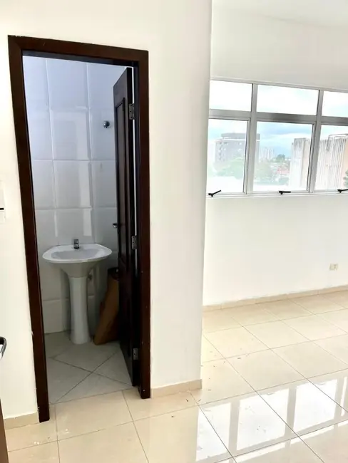 Foto 2 de Loja para alugar, 45m2 em Centro Histórico, Paranagua - PR