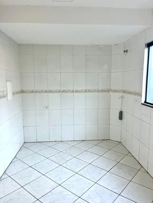 Sobrado com 3 quartos à venda, 95m2 em Paranagua - PR - imagem 8 Foto 8 de Sobrado com 3 quartos à venda, 95m2 em Paranagua - PR