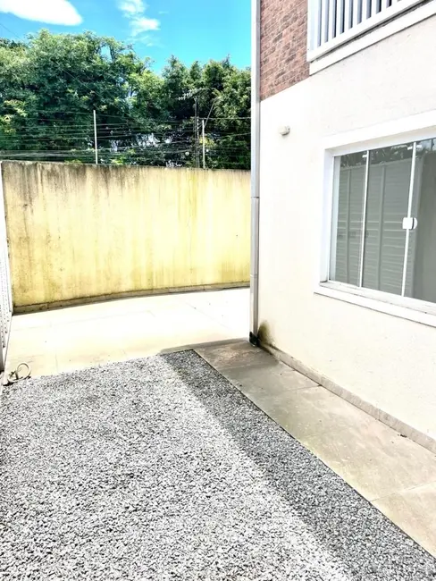 Sobrado com 2 quartos à venda, 150m2 em Tuiuti, Paranagua - PR - imagem 4 Foto 4 de Sobrado com 2 quartos à venda, 150m2 em Tuiuti, Paranagua - PR