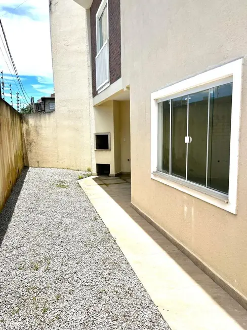 Sobrado com 2 quartos à venda, 150m2 em Tuiuti, Paranagua - PR - imagem 5 Foto 5 de Sobrado com 2 quartos à venda, 150m2 em Tuiuti, Paranagua - PR
