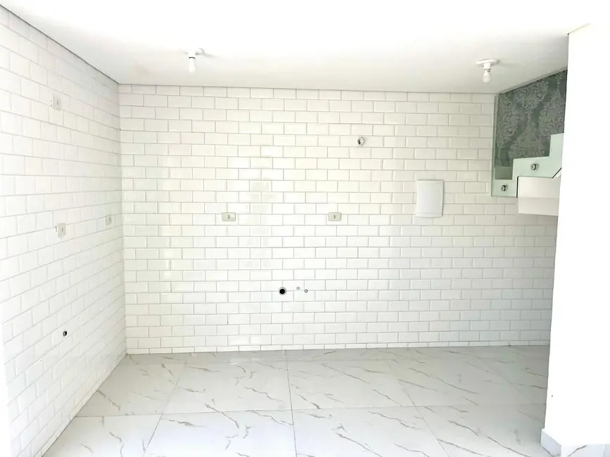 Sobrado com 2 quartos à venda, 150m2 em Tuiuti, Paranagua - PR - imagem 8 Foto 8 de Sobrado com 2 quartos à venda, 150m2 em Tuiuti, Paranagua - PR