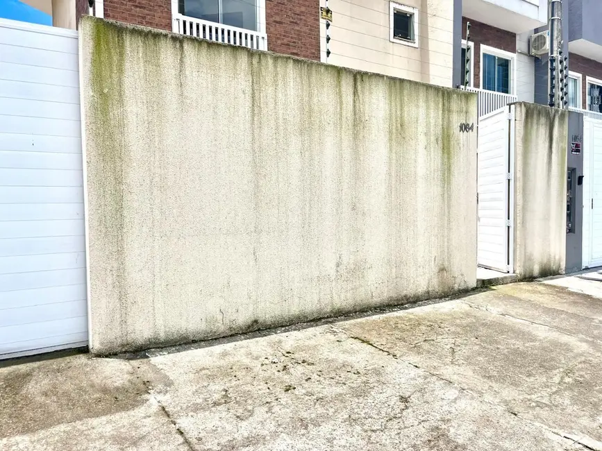 Foto 2 de Sobrado com 2 quartos à venda, 150m2 em Tuiuti, Paranagua - PR