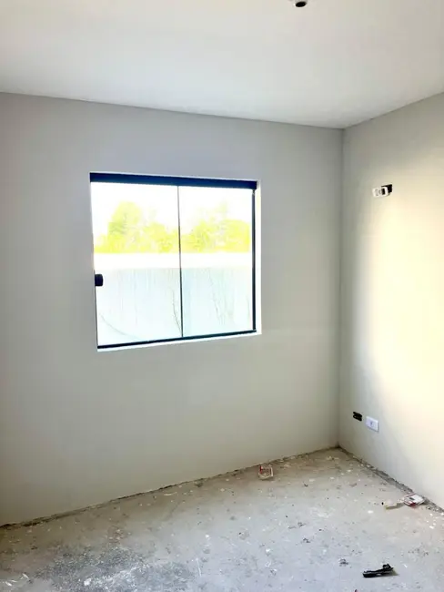 Foto 2 de Apartamento com 2 quartos à venda, 62m2 em Jardim Paranaguá, Paranagua - PR